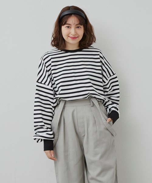 MERLOT（メルロー）の「たっぷり袖ロンT（Tシャツ/カットソー・レディース・ナチュラル/レッド/ブラック/ホワイト×ブラック/モカ・FREE）」の13枚目の写真