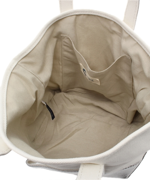 Ray BEAMS(レイビームス)の「【予約】Ctrl freak / アウトドア トートバッグ(トートバッグ・レディース・ホワイト/ネイビー/その他1・ONE SIZE)」の5枚目の写真