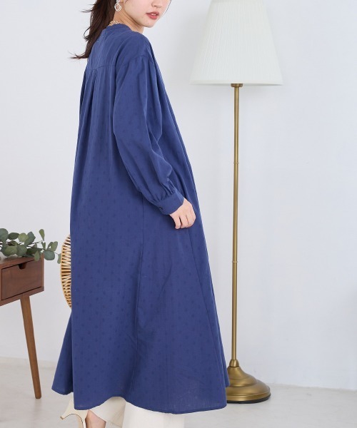 OMNES（オムネス）の「ドットジャガード Aラインスキッパーワンピース（ワンピース・レディース・ホワイト/ネイビー/イエロー・FREE）」の5枚目の写真