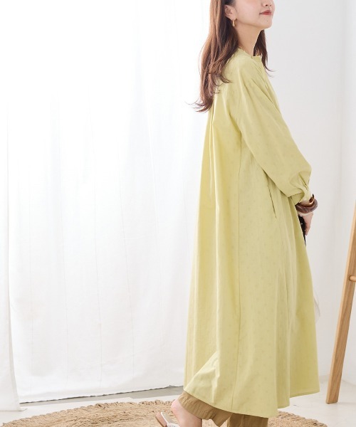 OMNES（オムネス）の「ドットジャガード Aラインスキッパーワンピース（ワンピース・レディース・ホワイト/ネイビー/イエロー・FREE）」の13枚目の写真