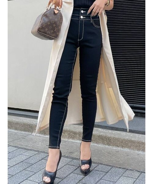 RESEXXY（リゼクシー）の「ハイウエストスキニーパンツ（その他パンツ・レディース・ホワイト/ブラック/ベージュ・FREE）」の3枚目の写真