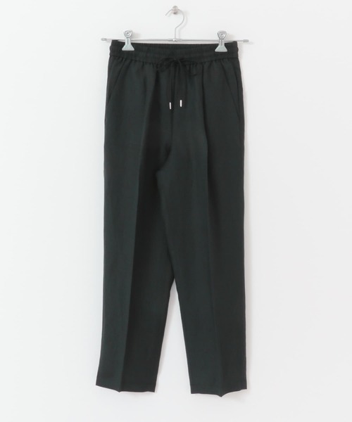 URBAN RESEARCH（アーバンリサーチ）の「UR TECH(UVカット・接触冷感・吸水速乾)+抗菌 機能付 ドロストテーパードパンツ（その他パンツ・レディース・ベージュ/ブラック・34/36/38）」の4枚目の写真