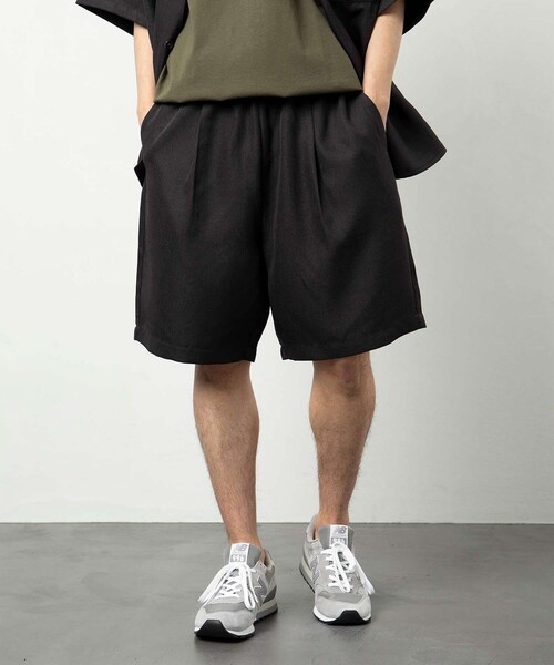 FREAK'S STORE(フリークスストア)の「ワイド ワークショーツ/シェフショーツ/イージーパンツ/タック/チノパン(その他パンツ・メンズ・ブラック/ベージュ/オフホワイト/ベージュ系その他/ブラック系その他/ダークネイビー/ストライプ/ベージュ系その他2/ブラウン系その他/レオパード・SMALL/MEDIUM/LARGE)」の22枚目の写真