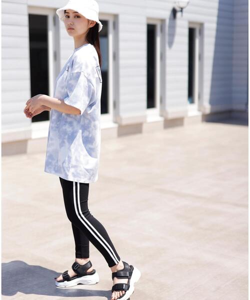 INGNI（イング）の「スーパーストレッチサイドラインレギンス（レギンス/スパッツ・レディース・ブラック・FREE）」の4枚目の写真