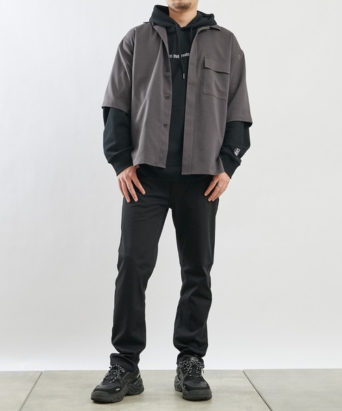 COLONY 2139（コロニートゥーワンスリーナイン）の「テックリネン5分袖比翼シャツ(セットアップ可)（シャツ/ブラウス・メンズ・グリーン/チャコールグレー/ブルー/モカ/ベージュ・LARGE/X-LARGE/MEDIUM）」の21枚目の写真