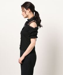 Ank Rouge（アンクルージュ）の「ビジュー肩あきトップス