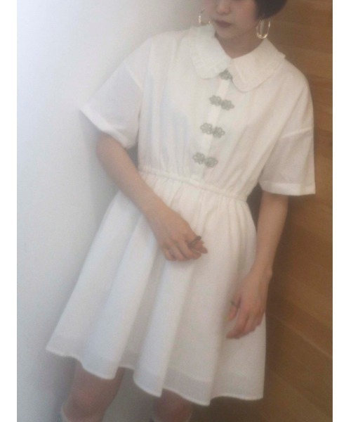 merry jenny 未使用 ホワイト フリルチャイナミニワンピース merry jenny フリルチャイナミニワンピース（オフホワイト