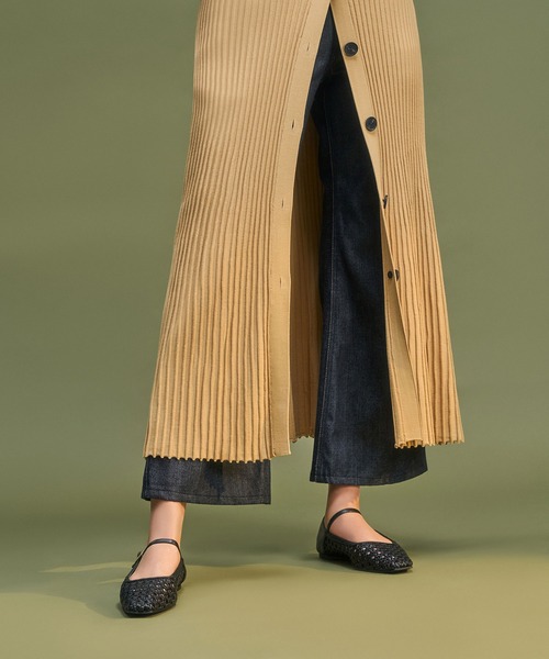 CHARLES & KEITH（チャールズ & キース）の「ウェーブディティール バレリーナ / Weave Detail Ballerinas（バレエシューズ・レディース・ホワイト/ブラック/ブラウン・22.5cm/23cm/23.5cm/24.5cm/25cm/25.5cm）」の13枚目の写真