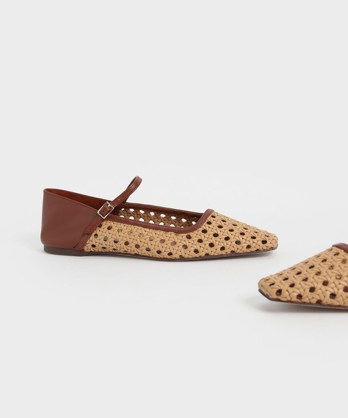 CHARLES & KEITH（チャールズ & キース）の「ウェーブディティール バレリーナ / Weave Detail Ballerinas（バレエシューズ・レディース・ホワイト/ブラック/ブラウン・22.5cm/23cm/23.5cm/24.5cm/25cm/25.5cm）」の22枚目の写真