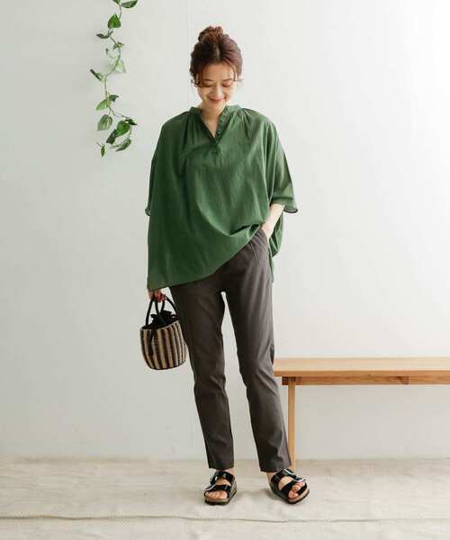 URBAN RESEARCH DOORS（アーバンリサーチドアーズ）の「ストレッチイージーパンツ（その他パンツ・レディース・ライトグレー/チャコールグレー・38/36）」の11枚目の写真