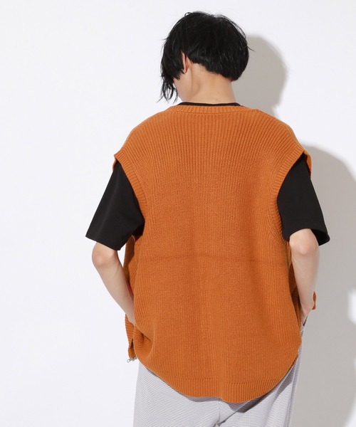 PBLIM（ページボーイリム）の「【PAGEBOYLIM】ジップアップベスト（ベスト・レディース・ブラック/ブルー/オレンジ・MEDIUM/LARGE）」の20枚目の写真