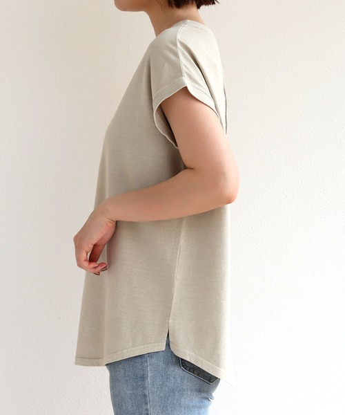 andme（アンドミー）の「ピグメント加工2way背中ボタンTシャツ（Tシャツ/カットソー・レディース・オフホワイト/ブルー/グリーン/モカ/ラベンダー/グレー系その他/スミクロ・M）」の14枚目の写真