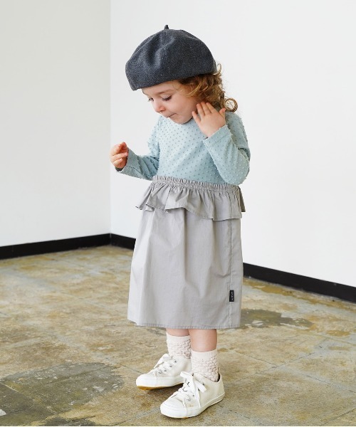quoti use fith(クゥオティ ユース フィス)の「ドット天竺×コットンブロード 長袖 ひざ下丈ワンピース(ワンピース・キッズ・アイボリー/ブルー/ネイビー・110/90/100/120/80/130)」の5枚目の写真