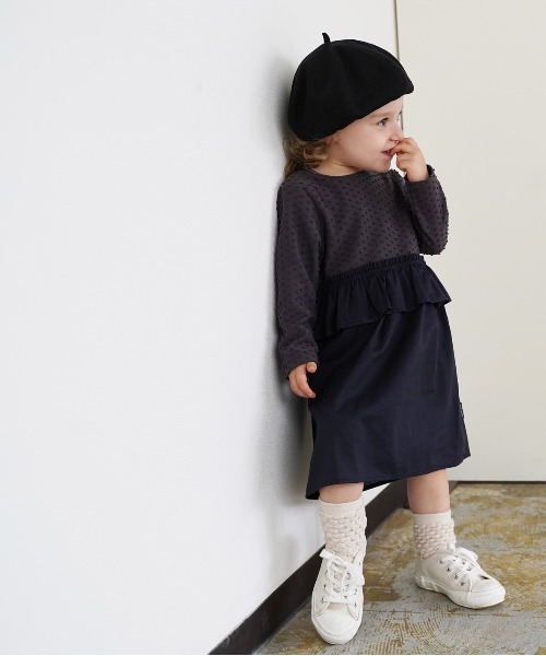 quoti use fith(クゥオティ ユース フィス)の「ドット天竺×コットンブロード 長袖 ひざ下丈ワンピース(ワンピース・キッズ・アイボリー/ブルー/ネイビー・110/90/100/120/80/130)」の8枚目の写真