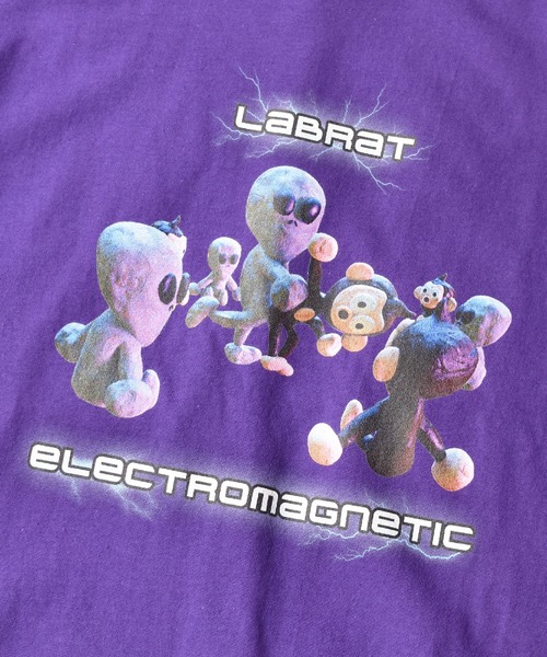LABRAT(ラブラット)の「Nick Atkins×LABRAT "Alien" Tee(Tシャツ/カットソー・メンズ・ホワイト/ブラック/パープル・LARGE/X-LARGE)」の9枚目の写真