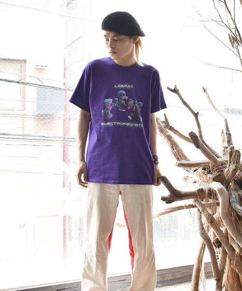 LABRAT(ラブラット)の「Nick Atkins×LABRAT "Alien" Tee(Tシャツ/カットソー・メンズ・ホワイト/ブラック/パープル・LARGE/X-LARGE)」の4枚目の写真