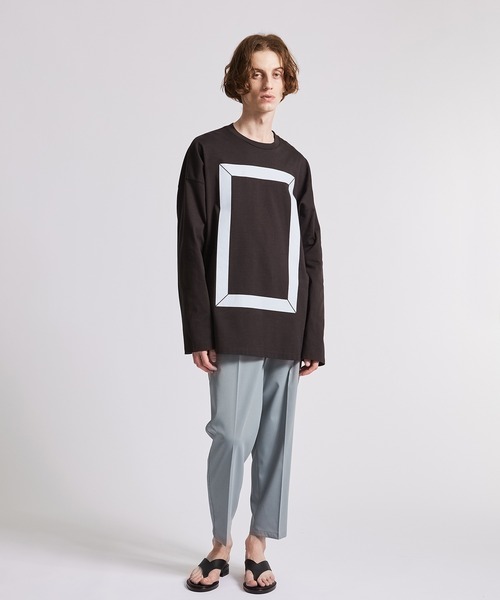 UNITED TOKYO（ユナイテッドトウキョウ）の「フレームプリントロングTシャツ（Tシャツ/カットソー・メンズ・ブラック/グレー・1/2）」の17枚目の写真