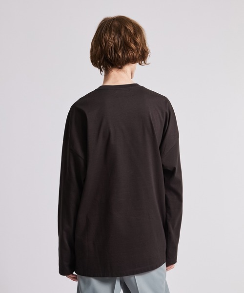 UNITED TOKYO（ユナイテッドトウキョウ）の「フレームプリントロングTシャツ（Tシャツ/カットソー・メンズ・ブラック/グレー・1/2）」の20枚目の写真