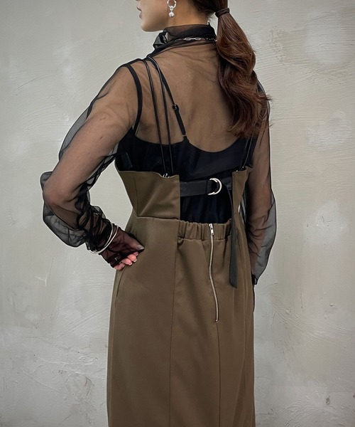 &g'aime（アンジェム）の「【&g’aime】バックベルトキャミワンピース（ワンピース・レディース・ブラック/ブラウン/カーキ・FREE）」の5枚目の写真