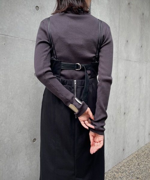 &g'aime（アンジェム）の「【&g’aime】バックベルトキャミワンピース（ワンピース・レディース・ブラック/ブラウン/カーキ・FREE）」の4枚目の写真