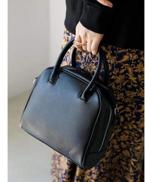 koe(コエ)の「スクエア2WAYミニボストン*(トートバッグ・レディース・アイボリー/ブラック/シルバー・FREE)」の5枚目の写真