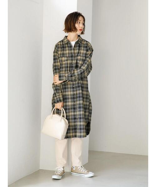 koe(コエ)の「スクエア2WAYミニボストン*(トートバッグ・レディース・アイボリー/ブラック/シルバー・FREE)」の9枚目の写真