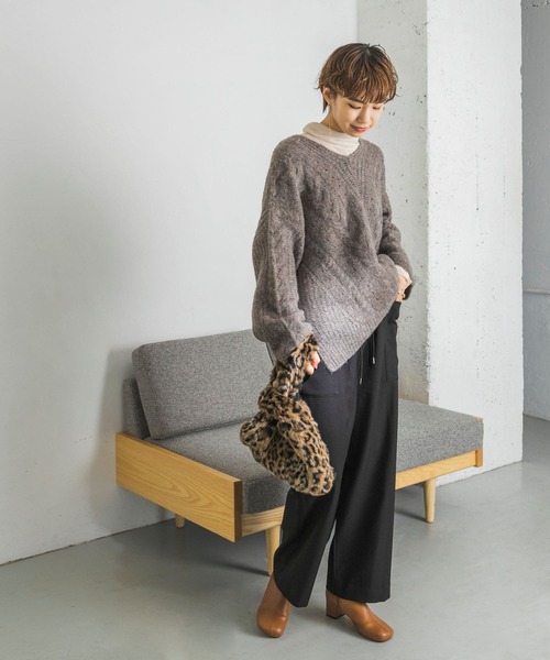 URBAN RESEARCH（アーバンリサーチ）の「UR TECH ドロストセミワイドパンツ（その他パンツ・レディース・ベージュ/カーキ/ブラック・38/36/34）」の9枚目の写真