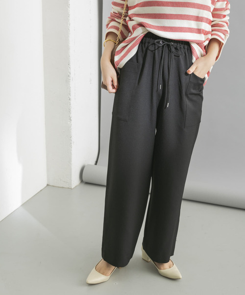 URBAN RESEARCH（アーバンリサーチ）の「UR TECH ドロストセミワイドパンツ（その他パンツ・レディース・ベージュ/カーキ/ブラック・38/36/34）」の13枚目の写真