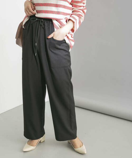 URBAN RESEARCH（アーバンリサーチ）の「UR TECH ドロストセミワイドパンツ（その他パンツ・レディース・ベージュ/カーキ/ブラック・38/36/34）」の15枚目の写真