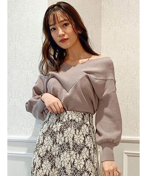 dazzlin（ダズリン）の「Vリブネックニットトップス（ニット/セーター・レディース・ブラック/ブラウン/オフホワイト/ピンク/ブルー/グリーン/グレー/パープル・FREE）」の7枚目の写真