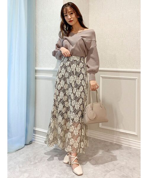 dazzlin（ダズリン）の「Vリブネックニットトップス（ニット/セーター・レディース・ブラック/ブラウン/オフホワイト/ピンク/ブルー/グリーン/グレー/パープル・FREE）」の12枚目の写真