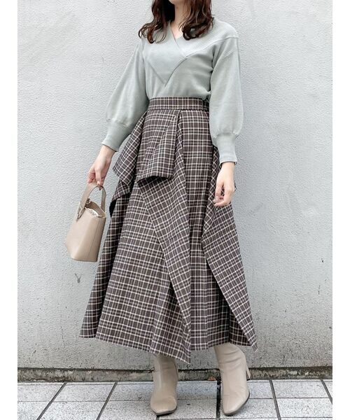 dazzlin（ダズリン）の「Vリブネックニットトップス（ニット/セーター・レディース・ブラック/ブラウン/オフホワイト/ピンク/ブルー/グリーン/グレー/パープル・FREE）」の16枚目の写真