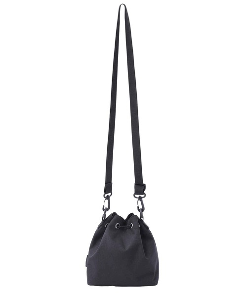 X-girl（エックスガール）の「MILLS LOGO BUCKET SHOULDER BAG（ショルダーバッグ・レディース・ブラック・ONE SIZE）」の2枚目の写真