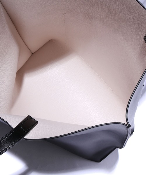 YAHKI（ヤーキ）の「YAHKI/ヤーキ SOFT W FACE レザートートバッグ A4 リバーシブル（トートバッグ・メンズ・ライトベージュ/ブラック・FREE）」の7枚目の写真