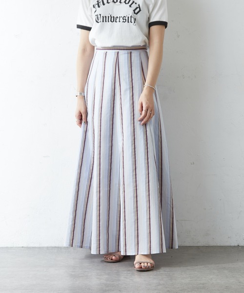 SHENERY(シーナリー)の「【WEB限定カラー:ピンク】切替ストライプフレアマキシスカート(スカート・レディース・ピンク/ブルー/オレンジ・36/38)」の5枚目の写真