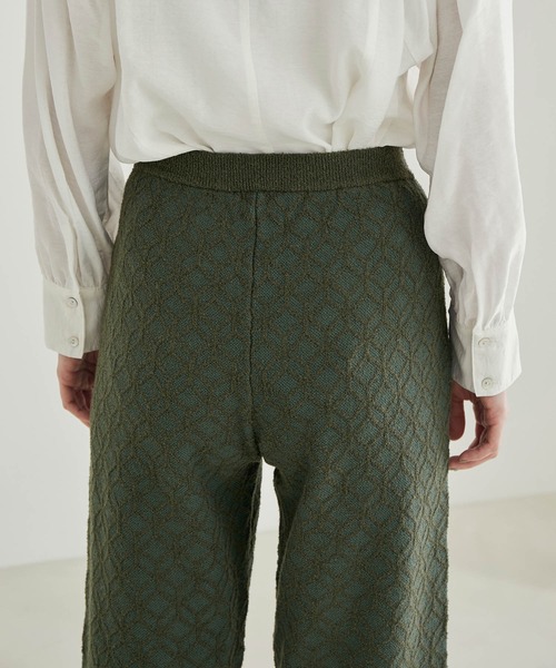 SALON adam et rope'（サロン アダム エ ロペ）の「ニットジャカードパンツ（その他パンツ・レディース・ベージュ/カーキ・FREE）」の14枚目の写真