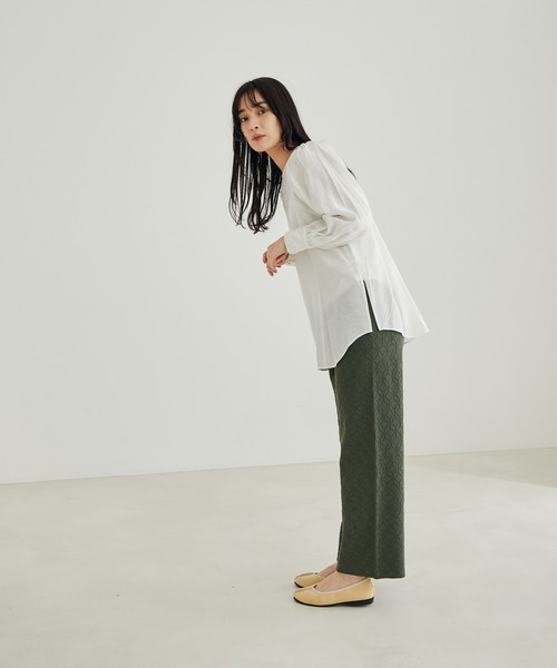 SALON adam et rope'（サロン アダム エ ロペ）の「ニットジャカードパンツ（その他パンツ・レディース・ベージュ/カーキ・FREE）」の6枚目の写真