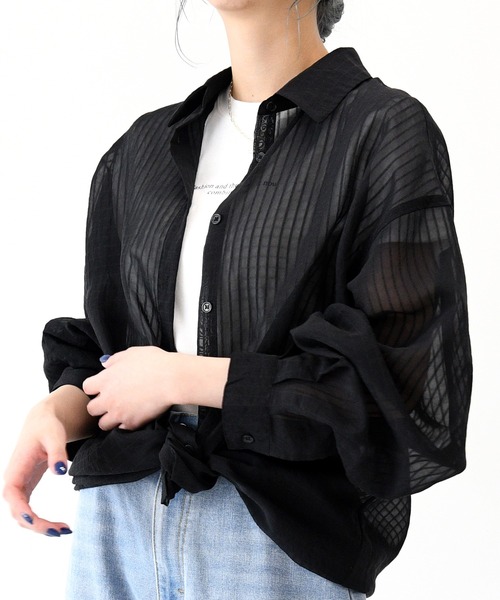 sango（sango）の「シアーストライプビッグシャツ（シャツ/ブラウス・レディース・ブラック/ピンク/アイボリー/ライム・FREE）」の3枚目の写真