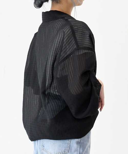 sango（sango）の「シアーストライプビッグシャツ（シャツ/ブラウス・レディース・ブラック/ピンク/アイボリー/ライム・FREE）」の6枚目の写真