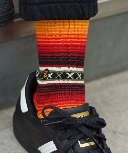 STANCE（スタンス）の「【STANCE/スタンス】CURREN ST CREW  メンズプリントソックス アシンメトリー（ソックス/靴下・メンズ・レッド・LARGE/SMALL）」の4枚目の写真