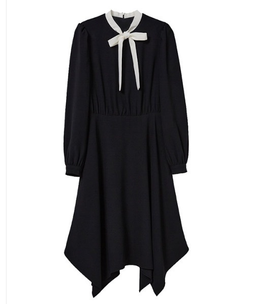 DEBB（デップ）の「【DEBB 】クラシックハンカチーフワンピース / Classic Handkerchief Dress（ワンピース・レディース・ブラック・SMALL/MEDIUM）」の6枚目の写真