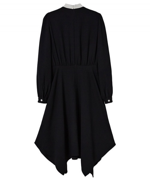 DEBB（デップ）の「【DEBB 】クラシックハンカチーフワンピース / Classic Handkerchief Dress（ワンピース・レディース・ブラック・SMALL/MEDIUM）」の7枚目の写真