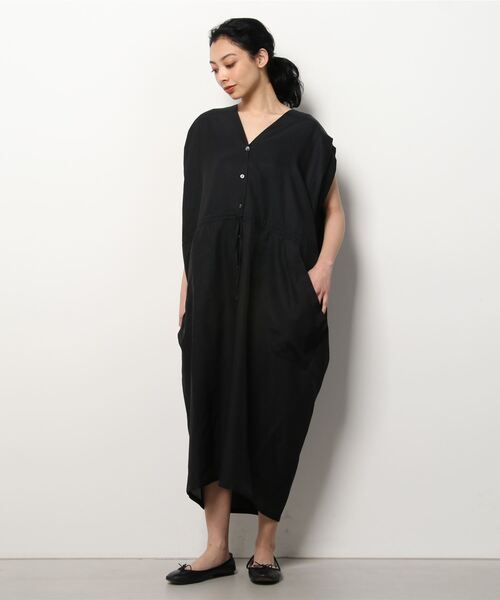 RITO（リト）の「rito structure SILK COTTON DRAWSTRING  DRESS（ワンピース・レディース・ブラック/オフホワイト・1/2）」の5枚目の写真