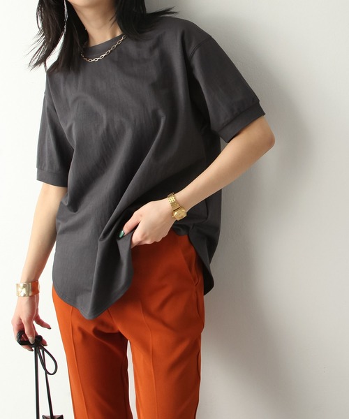 Chillfar(チルファー)の「半袖ヘムラウンドTシャツ(Tシャツ/カットソー・レディース・ブラック/ベージュ/オフホワイト/グリーン/ダークグレー・MEDIUM/LARGE)」の18枚目の写真