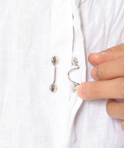 FranCisT_MOR.K.S.（フランシストモークス）の「FranCisT_MOR.K.S./フランシスト モークス/WASHED HIGH DENSITY LINEN WIRED HOOK SHIRT（シャツ/ブラウス・メンズ・ホワイト・4/2/3）」の11枚目の写真