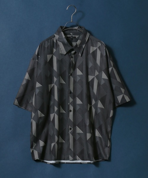 ANPAS（アンパス）の「Georgette Total Pattern Print Big Silhouette Thickness Shirt/ジョーゼット 総柄プリント ビッグシルエット とろみシャツ セットアップ対応（シャツ/ブラウス・メンズ・ホワイト系その他/ブラック系その他/グレー系その他/ブラウン系その他/ベージュ系その他/ブルー系その他/イエロー系その他/ホワイト系その他2/ブラック系その他2/ブラック系その他3/ブラック系その他4/ブラック系その他5/ブラック系その他6/グレー系その他2/グレー系その他3/ブラウン系その他2/ブラウン系その他3/ブラウン系その他4/ブラウン系その他5/ブルー系その他2/ブルー系その他3・M/L）」の12枚目の写真
