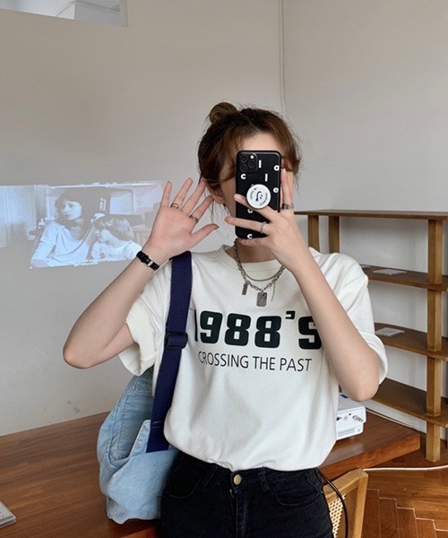 Chaco closet(チャコ クローゼット)の「カラーナンバリングロゴプリント半袖Tシャツ(Tシャツ/カットソー・レディース・グレー/チャコール/ホワイト・FREE)」の12枚目の写真