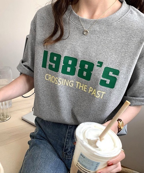 Chaco closet(チャコ クローゼット)の「カラーナンバリングロゴプリント半袖Tシャツ(Tシャツ/カットソー・レディース・グレー/チャコール/ホワイト・FREE)」の17枚目の写真