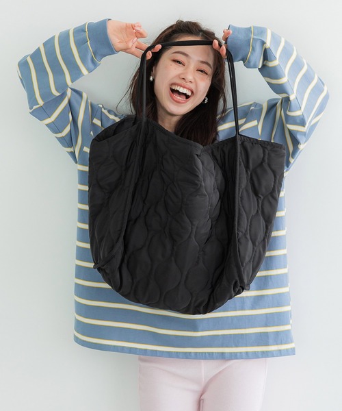 coca(coca)(コカ)の「キルティングトートバッグ(トートバッグ・レディース・ブラック/カーキ・ONE SIZE)」の2枚目の写真