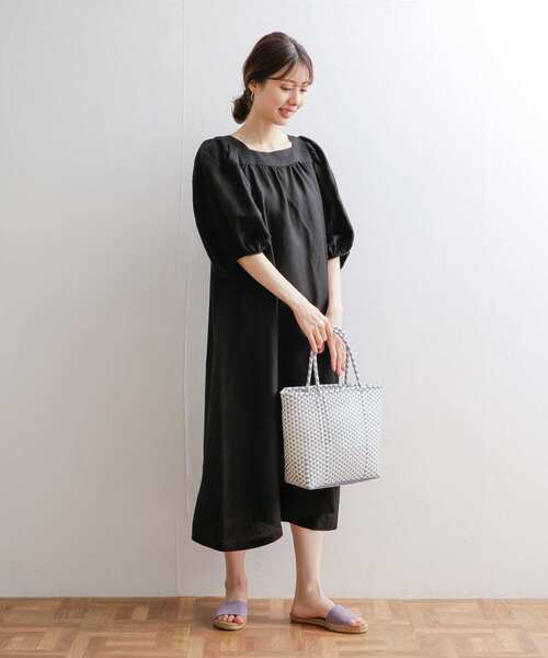 URBAN RESEARCH DOORS（アーバンリサーチドアーズ）の「ボリュームスリーブワンピース（ワンピース・レディース・ブラック/レッド・MEDIUM）」の14枚目の写真